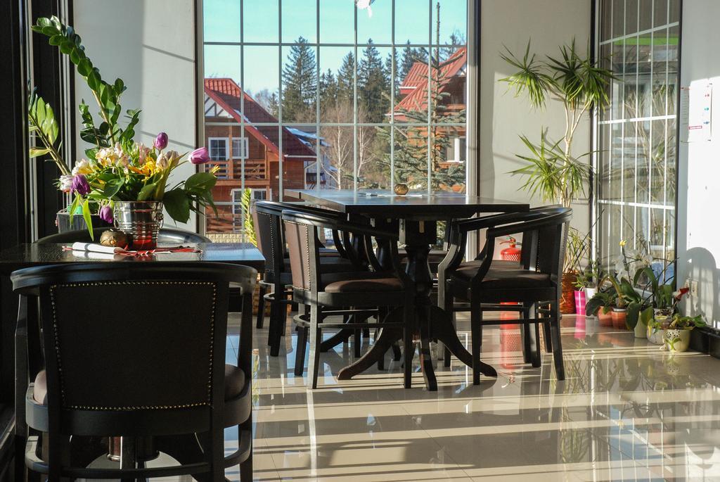 Monterai Resort Пояна-Брашов Экстерьер фото